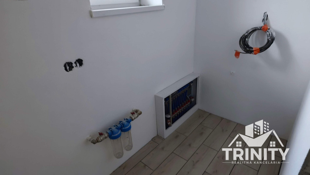 Na predaj novostavba 4-izbového rodinného domu v Nesvadoch