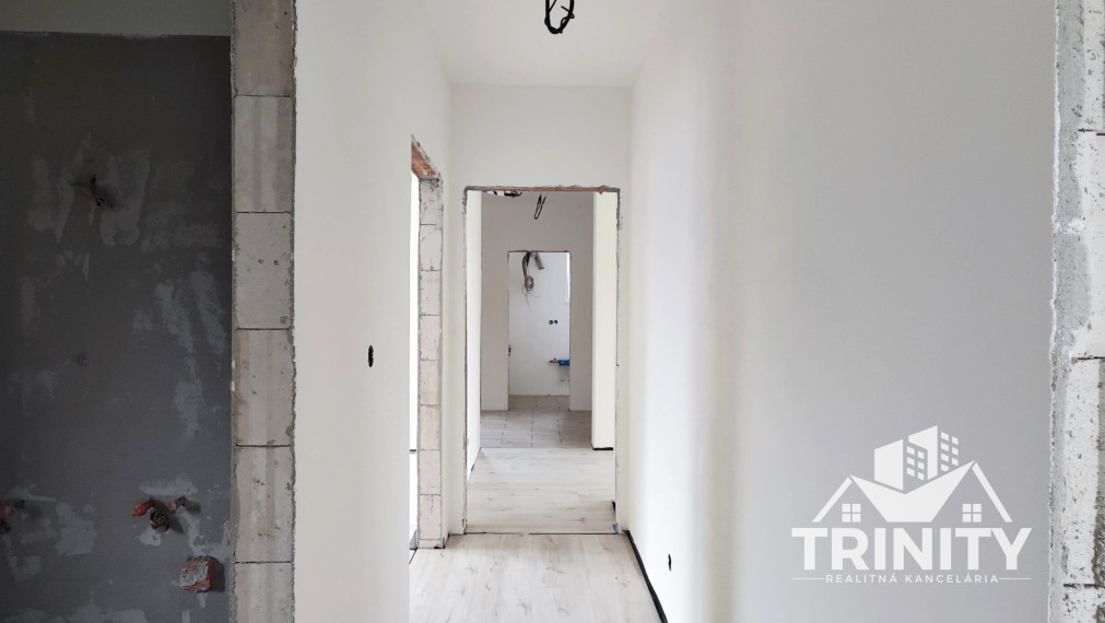 Na predaj novostavba 4-izbového rodinného domu v Nesvadoch