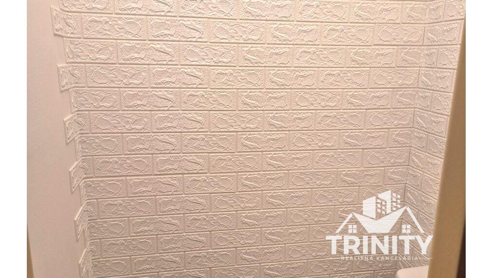 Na predaj 2-izbový byt s dvoma loggiami v meste Nové Zámky