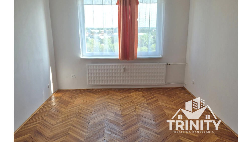 Na predaj 2-izbový byt s dvoma loggiami v meste Nové Zámky