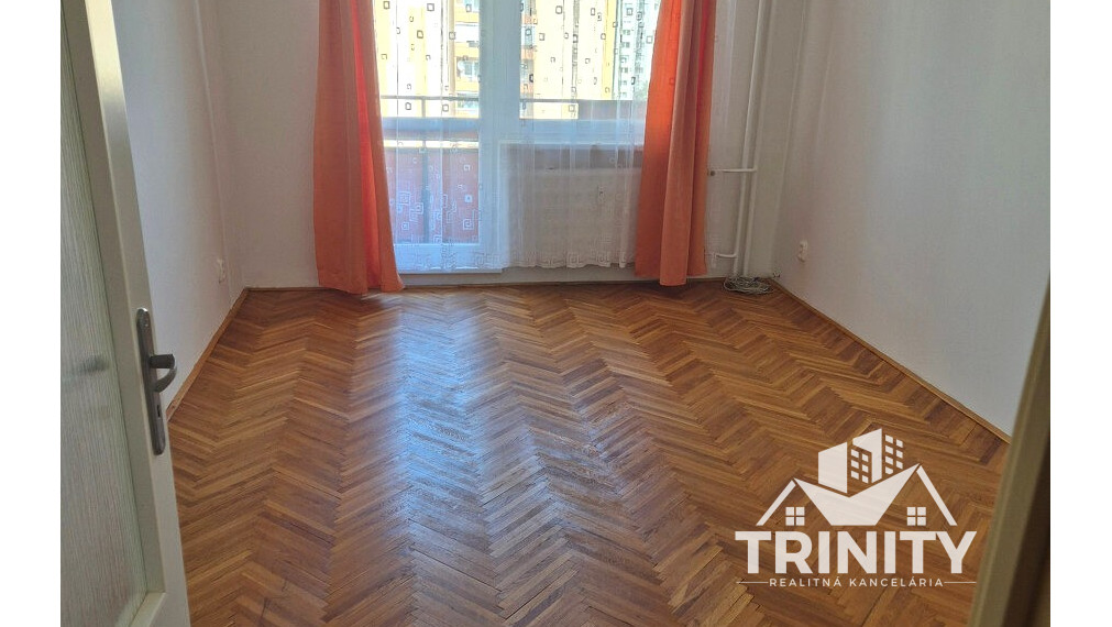 Na predaj 2-izbový byt s dvomi balkónmi v meste Nové Zámky