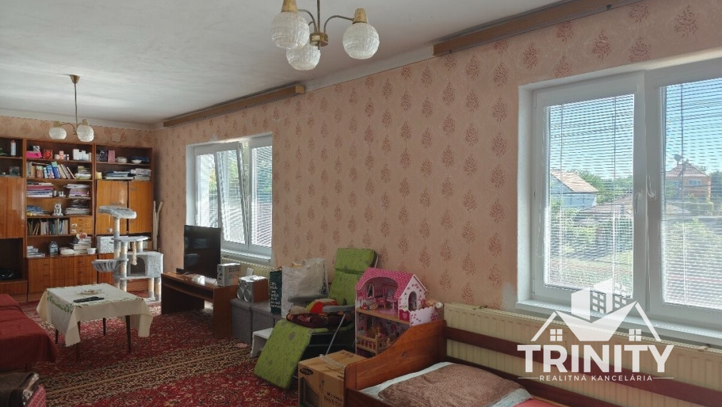 Na predaj 4-izbový rodinný dom s garážou v obci Kolta