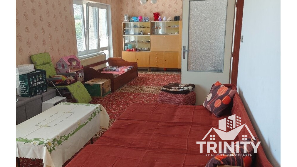 Na predaj 4-izbový rodinný dom s garážou v obci Kolta