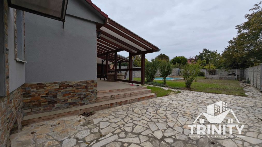 Na predaj rodinný dom s garážou v meste Nové Zámky