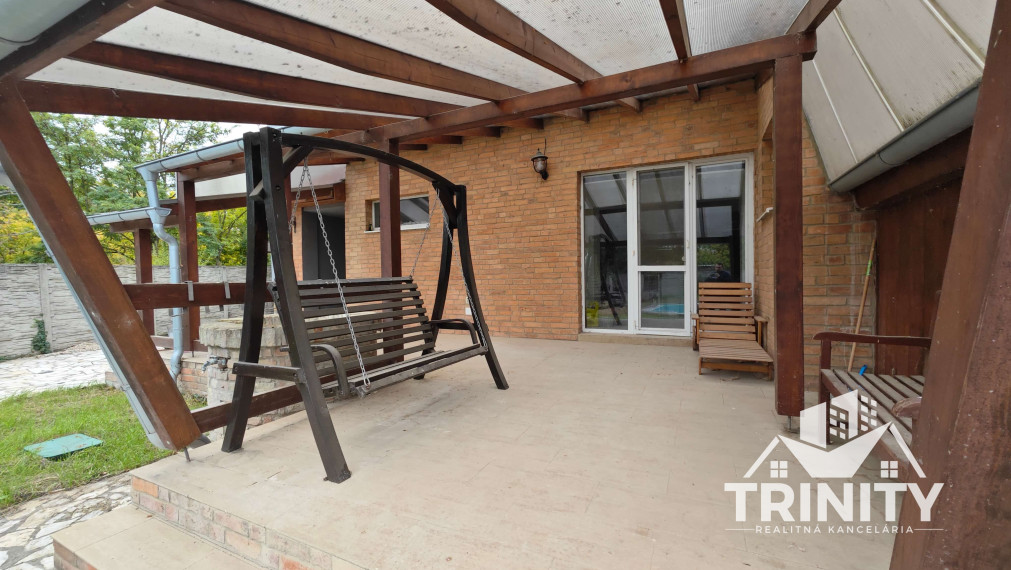 Na predaj rodinný dom s garážou v meste Nové Zámky