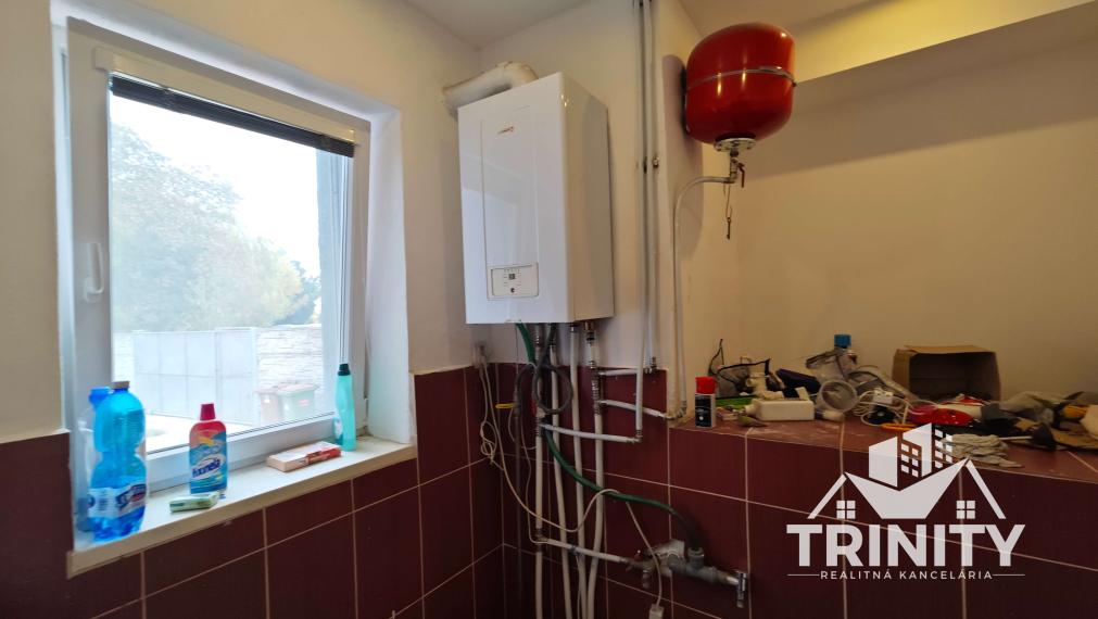 Na predaj rodinný dom s garážou v meste Nové Zámky