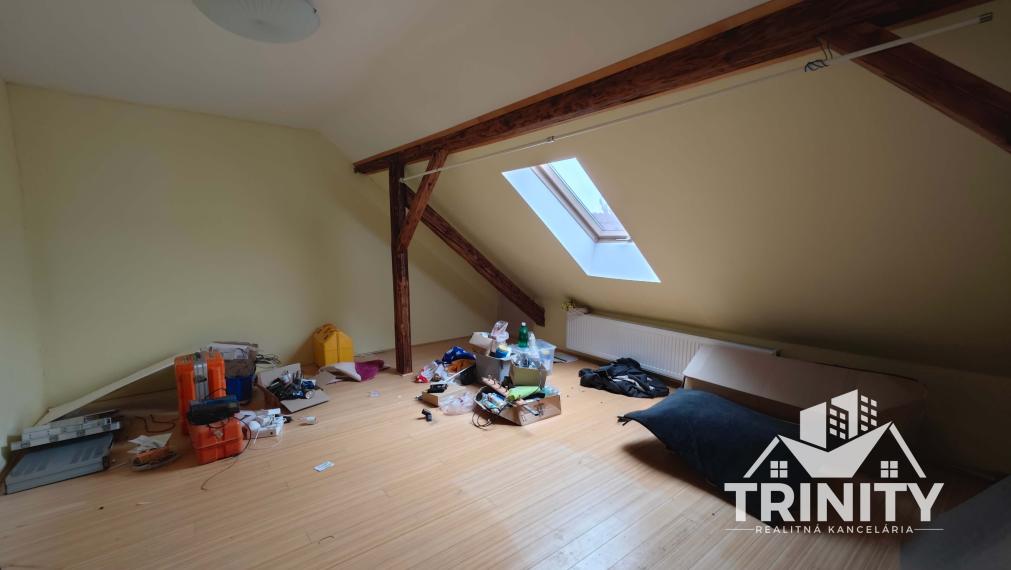 Na predaj rodinný dom s garážou v meste Nové Zámky