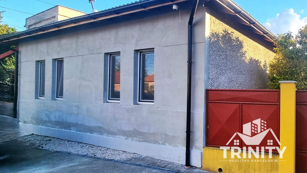 Na predaj tehlový 4-izbový rodinný dom v obci Gbelce