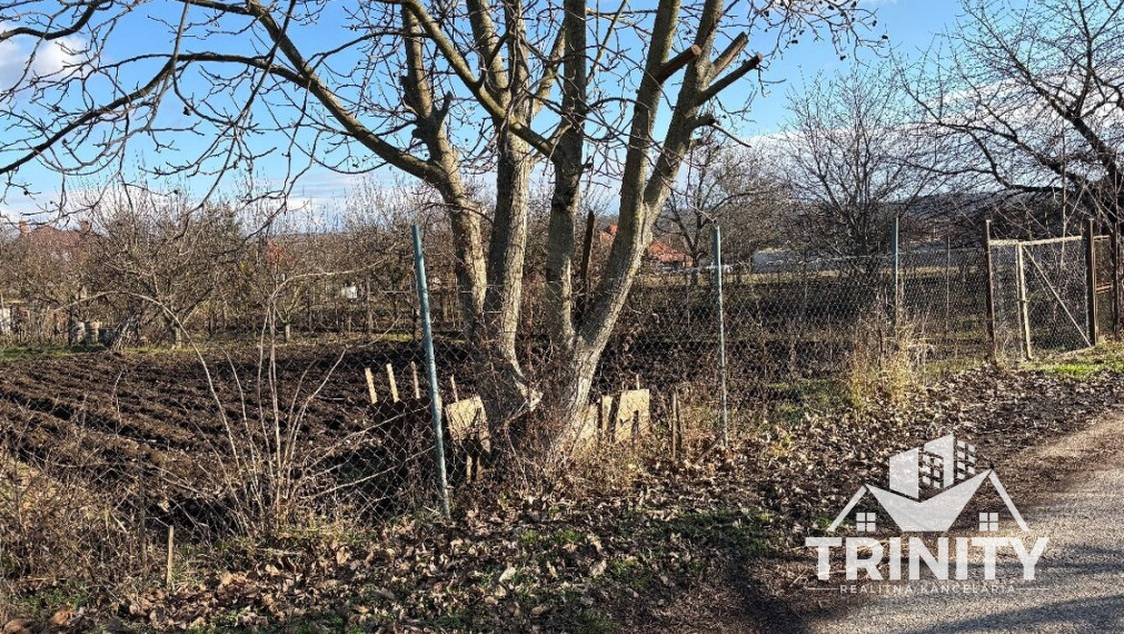 Na predaj stavebný pozemok v obci Jasová