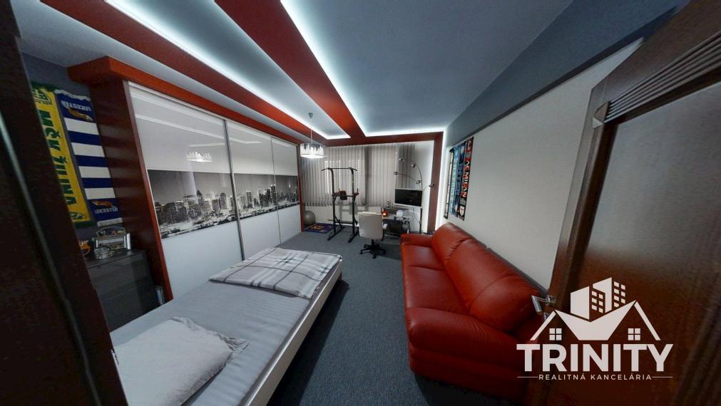 Na prenájom luxusný byt s terasou v centre mesta Nových Zámkov