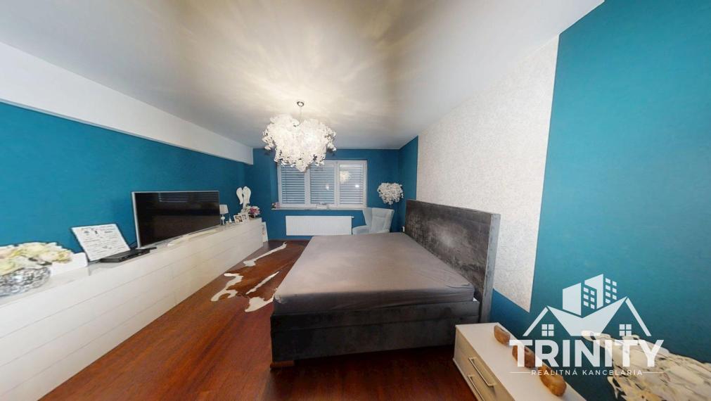 Na prenájom luxusný byt s terasou v centre mesta Nových Zámkov