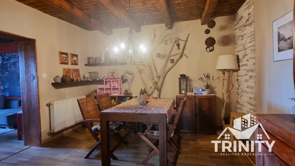 Na predaj 3-izbový rodinný dom v obci Semerovo