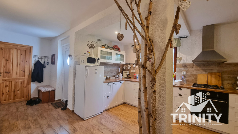 Na predaj 3-izbový rodinný dom v obci Semerovo