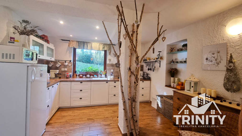 Na predaj 3-izbový rodinný dom v obci Semerovo