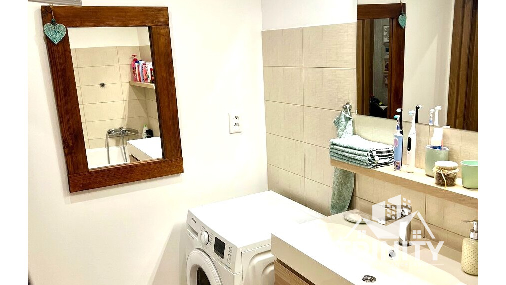 Na predaj priestranný 3-izbový byt  s dvoma balkónmi v meste Nové Zámky