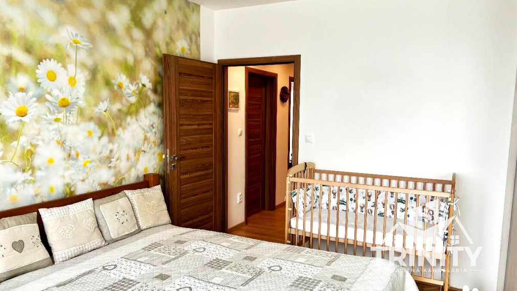 Na predaj priestranný 3-izbový byt  s dvoma balkónmi v meste Nové Zámky