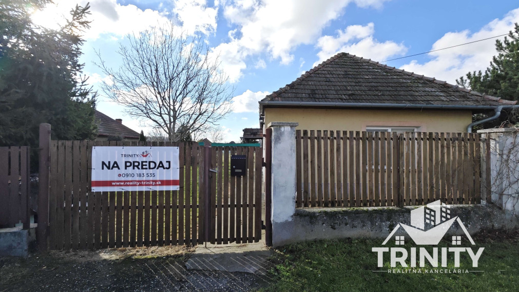 EXKLUZÍVNE-Na predaj 3-izbový rodinný dom v obci Semerovo, 3D virtuálna prehliadka