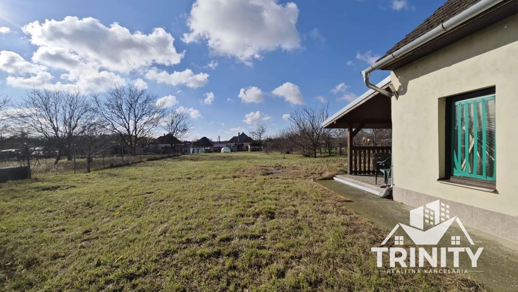 EXKLUZÍVNE-Na predaj 3-izbový rodinný dom v obci Semerovo, 3D virtuálna prehliadka