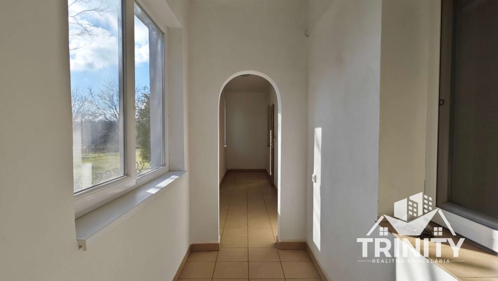 EXKLUZÍVNE-Na predaj 3-izbový rodinný dom v obci Semerovo, 3D virtuálna prehliadka