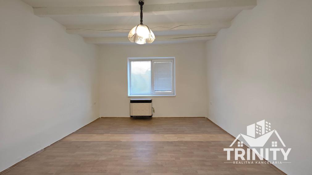 EXKLUZÍVNE-Na predaj 3-izbový rodinný dom v obci Semerovo, 3D virtuálna prehliadka