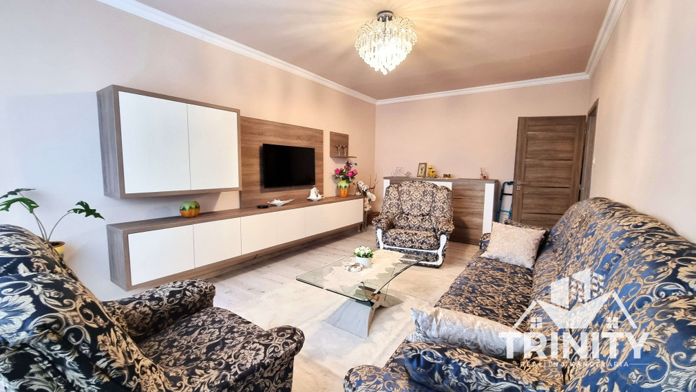 Na predaj veľký 3-izbový byt s balkónom v meste Nové Zámky