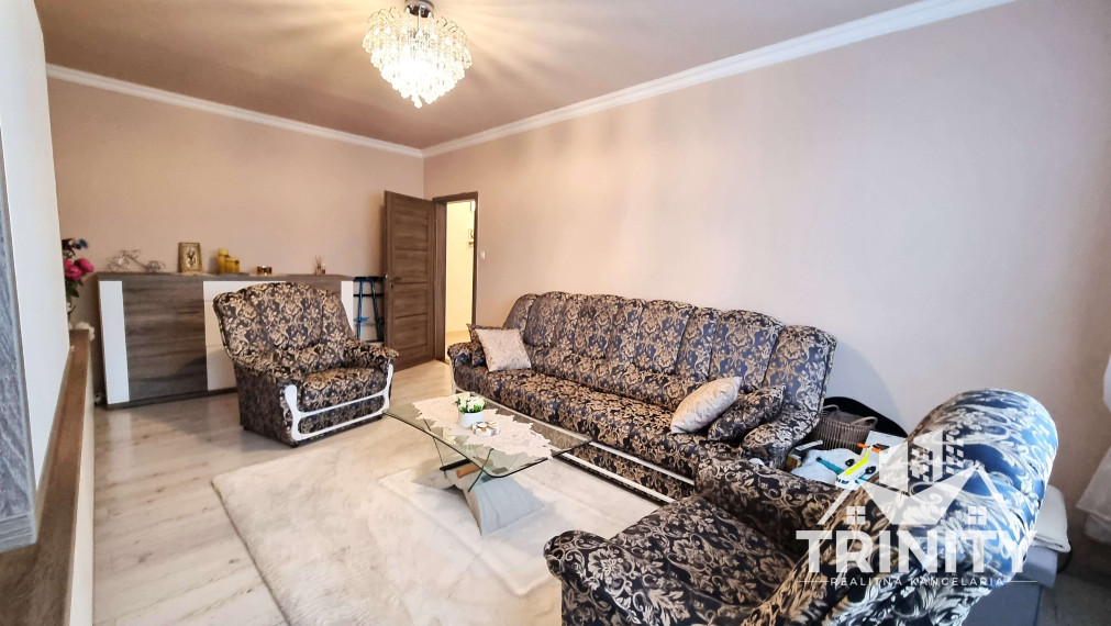 Na predaj veľký 3-izbový byt s balkónom v meste Nové Zámky