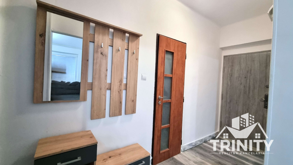 Na prenájom 3-izbový byt v meste Nové Zámky