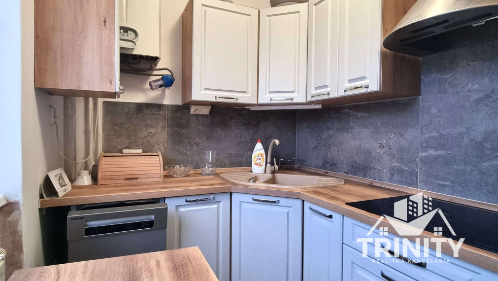 Na prenájom 3-izbový byt v meste Nové Zámky