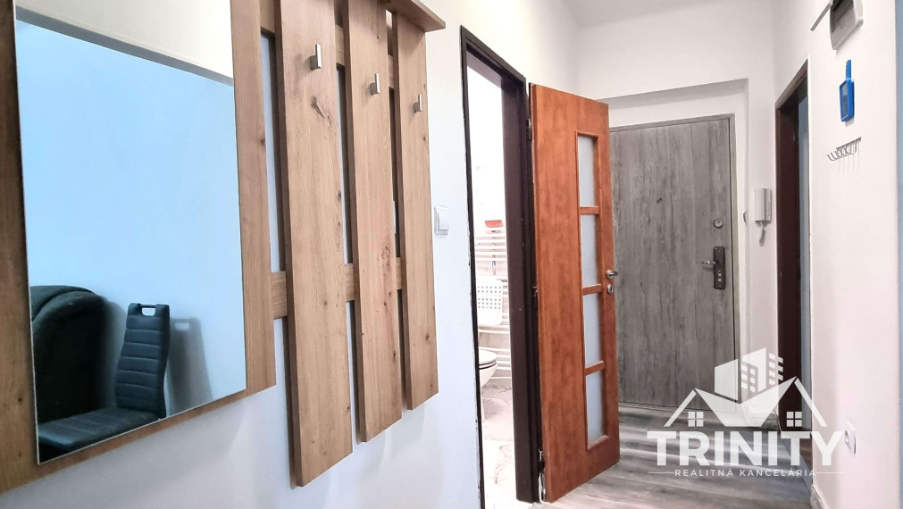 Na prenájom 3-izbový byt v meste Nové Zámky