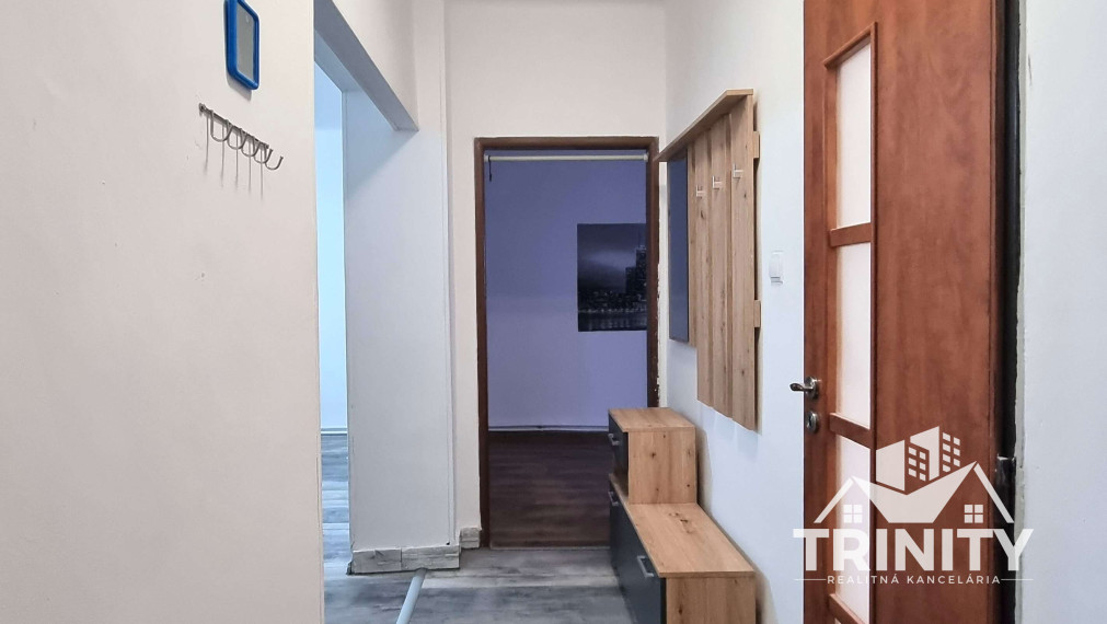 Na prenájom 3-izbový byt v meste Nové Zámky