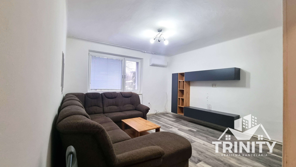 Na prenájom 3-izbový byt v meste Nové Zámky