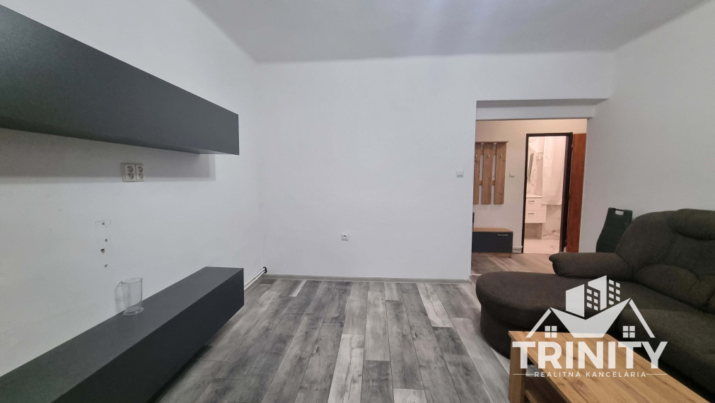 Na prenájom 3-izbový byt v meste Nové Zámky