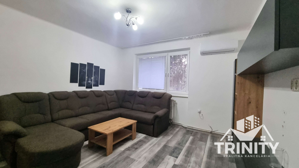 Na prenájom 3-izbový byt v meste Nové Zámky