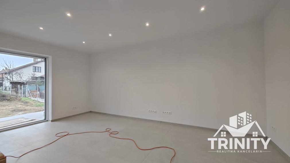 3d prehliadka ! Na predaj novostavba rodinného domu v obci Radava