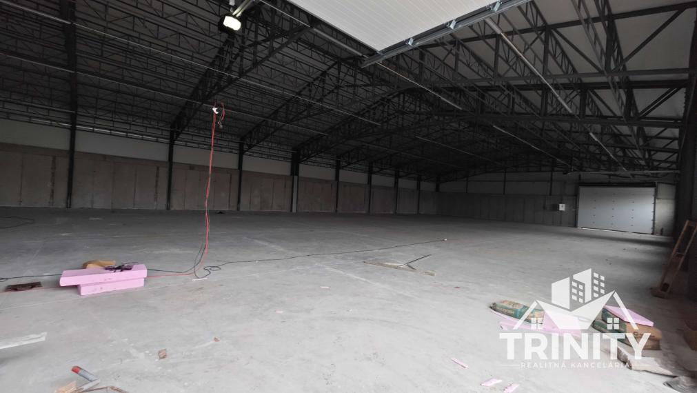 Na predaj ocelová opláštená hala v Nových Zámkoch