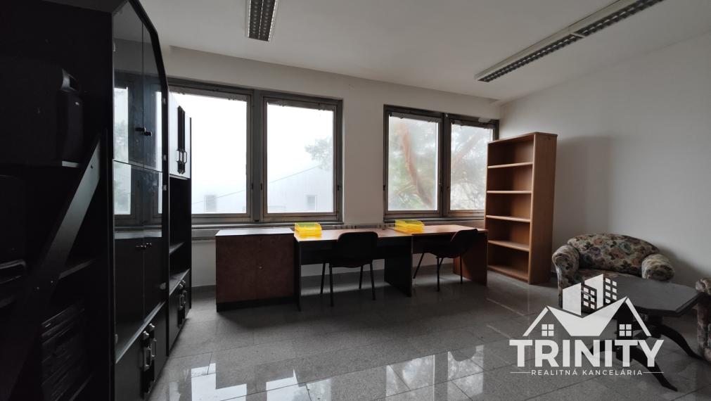 Na prenájom skladové priestory v meste Šurany