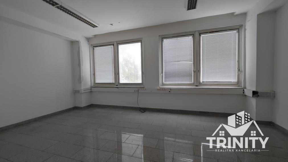 Na prenájom skladové priestory v meste Šurany