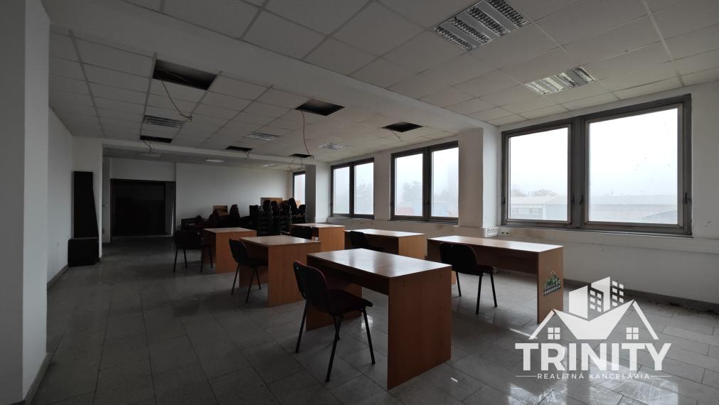 Na prenájom skladové priestory v meste Šurany