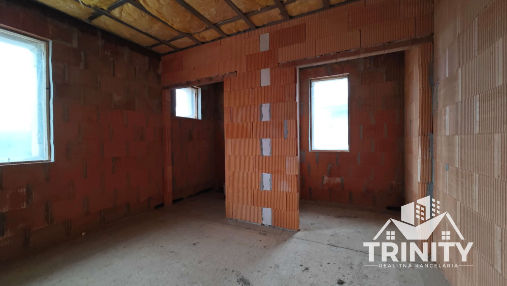 Na predaj novostavba 4-izbového rodinného domu s terasou v Nových Zámkoch