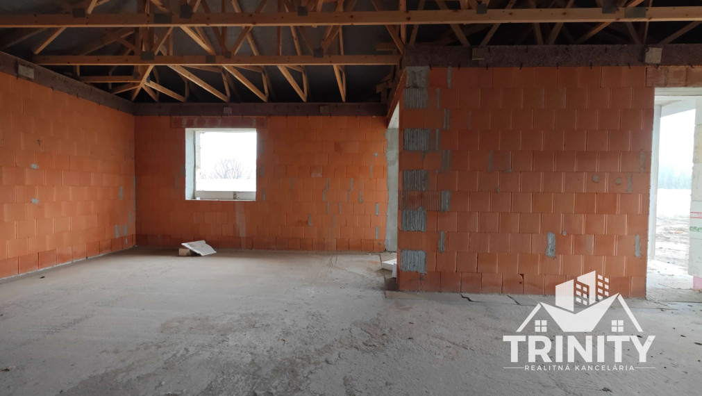 Na predaj novostavba 4-izbového rodinného domu s terasou a garážou v Nových Zámkoch