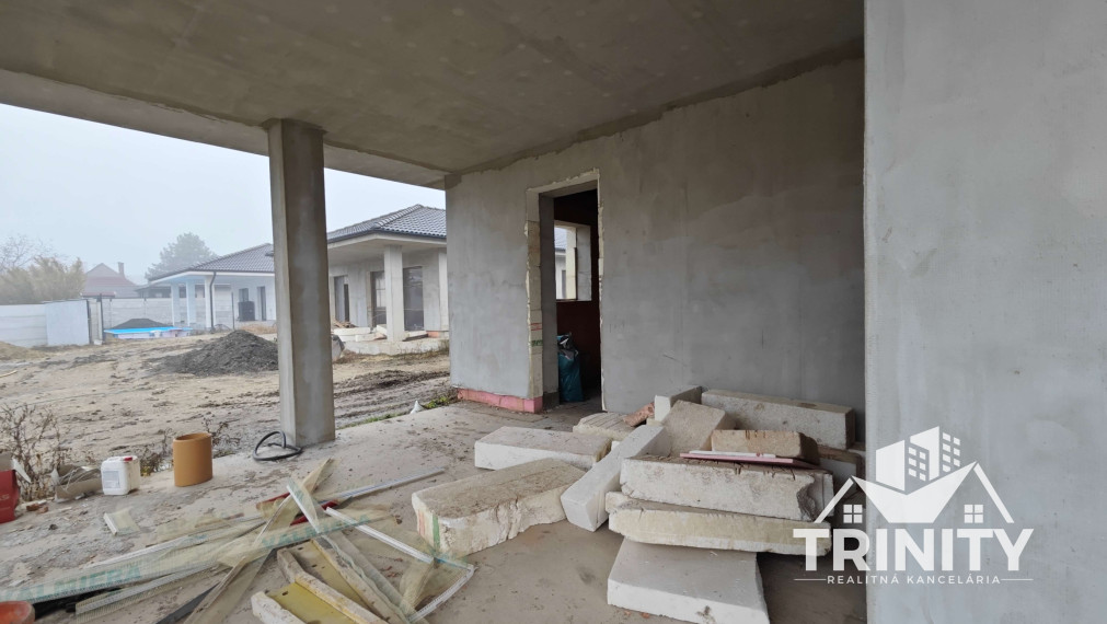 Na predaj novostavba 4-izbového rodinného domu s terasou a garážou v Nových Zámkoch