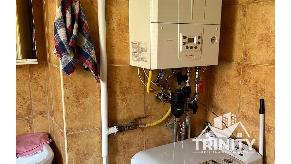 Na prenájom 2-izbový byt v centre mesta Nových Zámkov