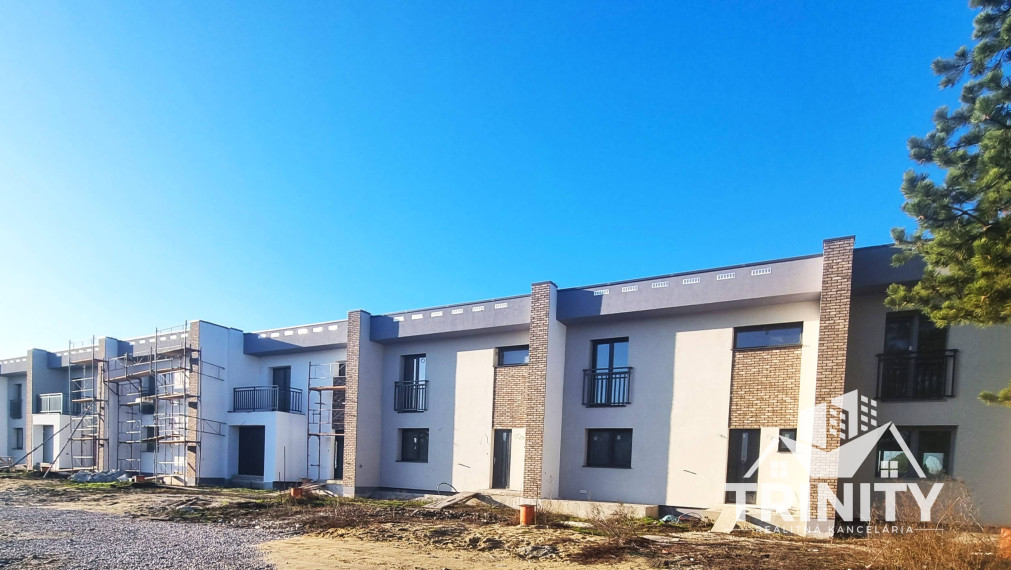 Na predaj rodinný dom v radovej zástavbe v Nových Zámkoch