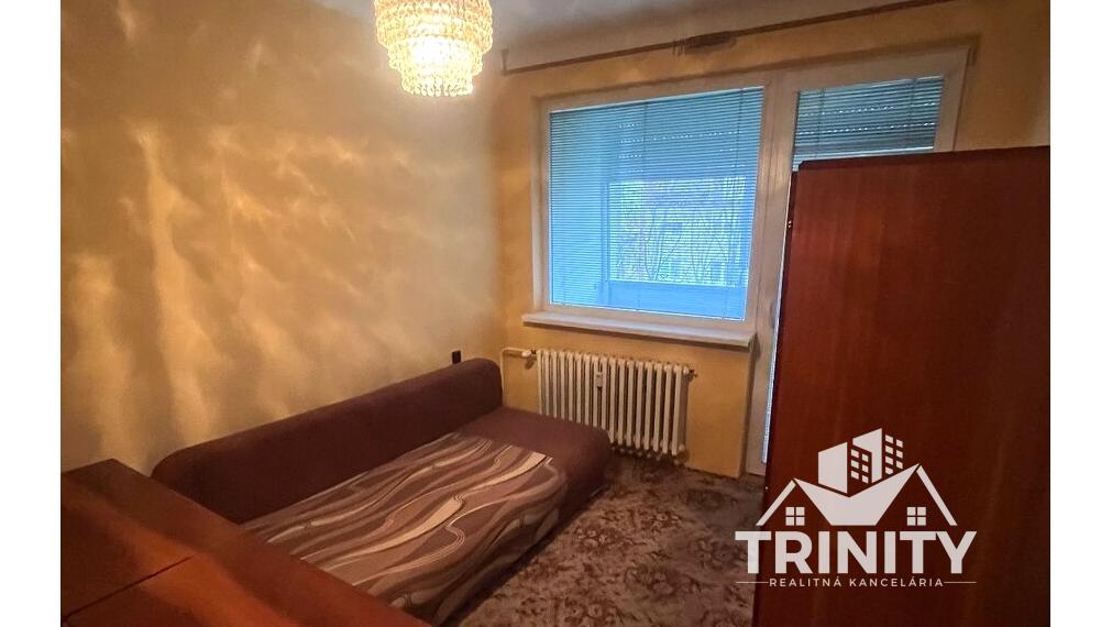 Na predaj 2-izbový tehlový byt s loggiou v centre mesta Šurany