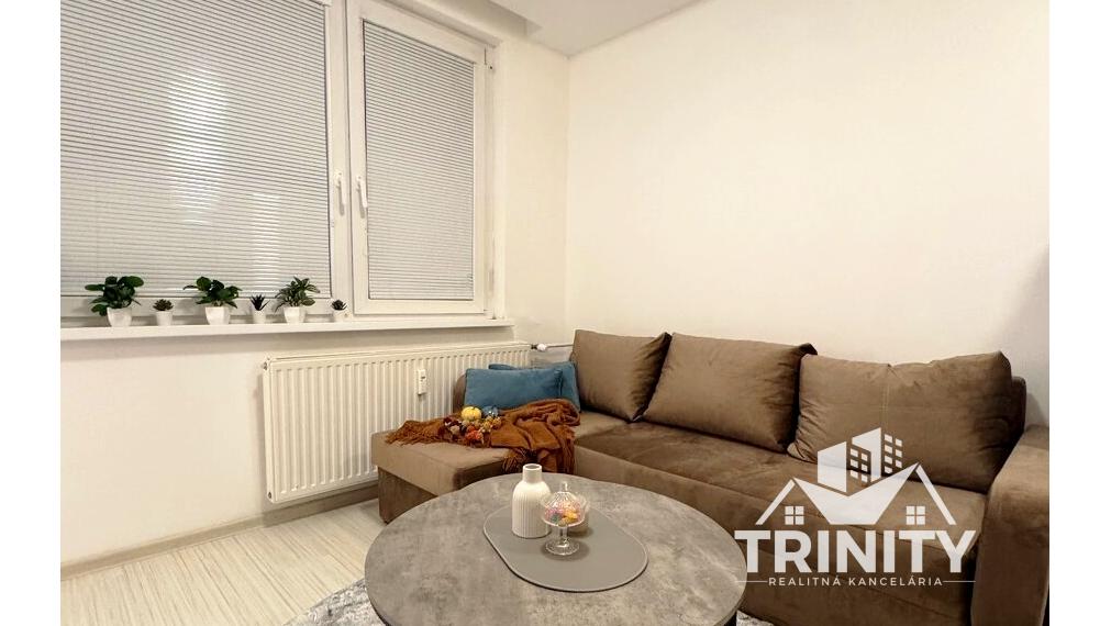 Na prenájom krásna zariadená garsónka v Nových Zamkoch