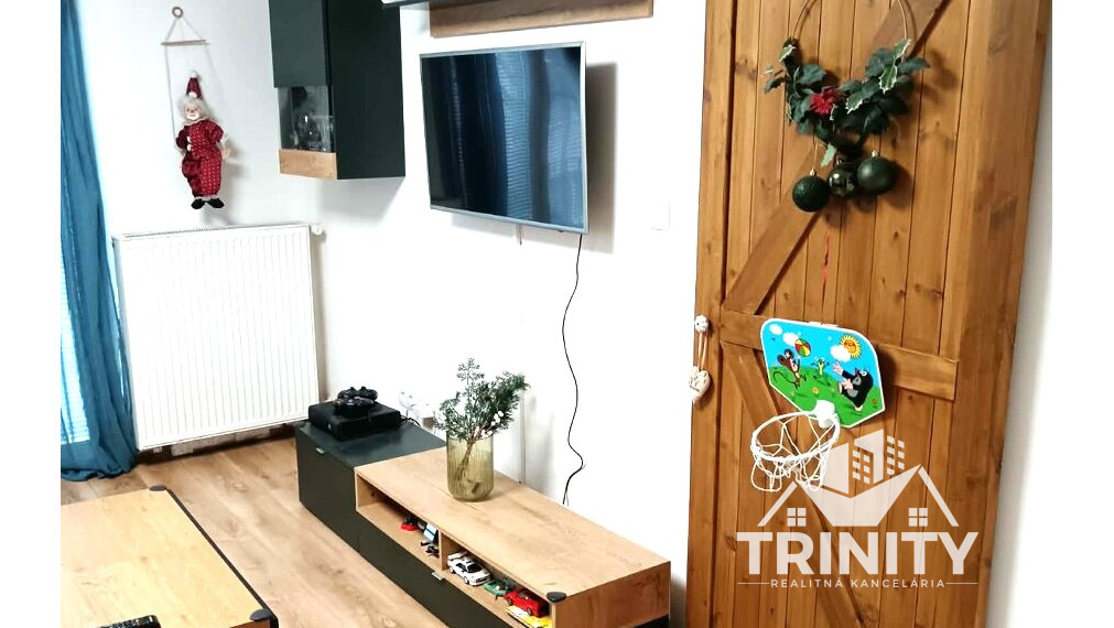 Na predaj zrekonštruovaný 2-izbový tehlový byt s balkónom v Nových Zámkoch