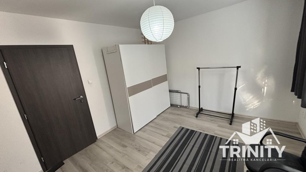 NA PREDAJ 3-izbový byt s balkónom v Nových Zámkoch