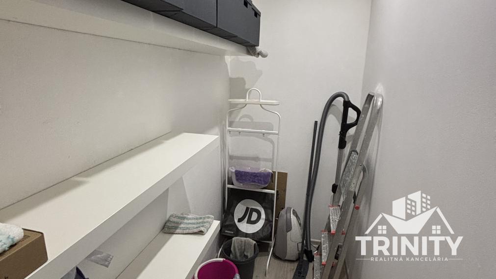 NA PREDAJ 3-izbový byt s balkónom v Nových Zámkoch