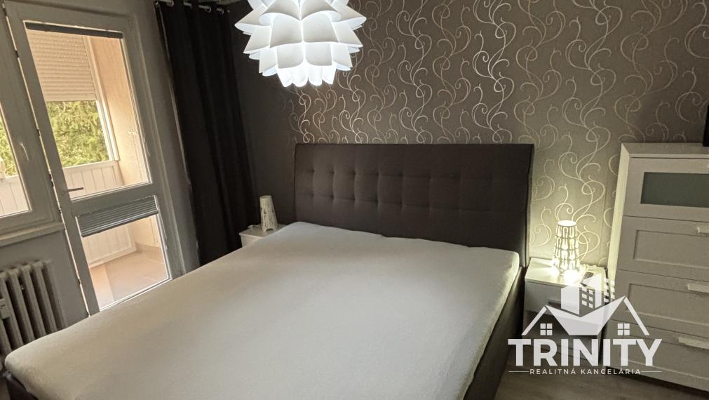 NA PREDAJ 3-izbový byt s balkónom v Nových Zámkoch