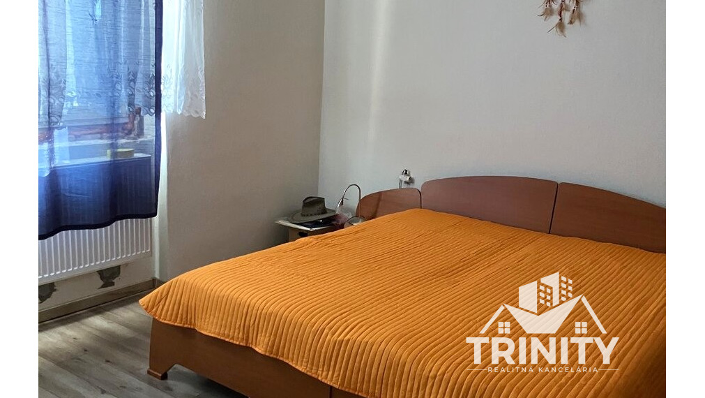 Na predaj 4-izbový rodinný dom v obci Dolný Oháj